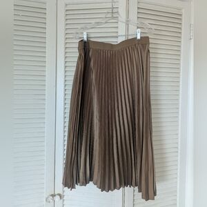 H&M Gold A-Line Pleated Skirt